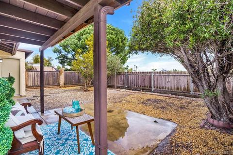 1518 Rolling Hills Dr, Oceanside, CA 92056 photo 25