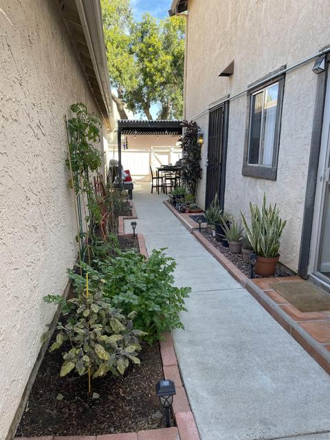 10306 Leila Ln, Santee, CA 92071 photo 4
