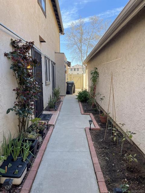 10306 Leila Ln, Santee, CA 92071 photo 5