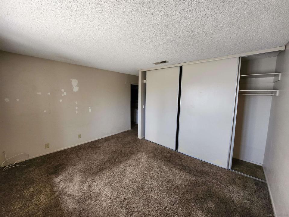  2017 Crofton, Spring Valley, CA 91977 photo 10