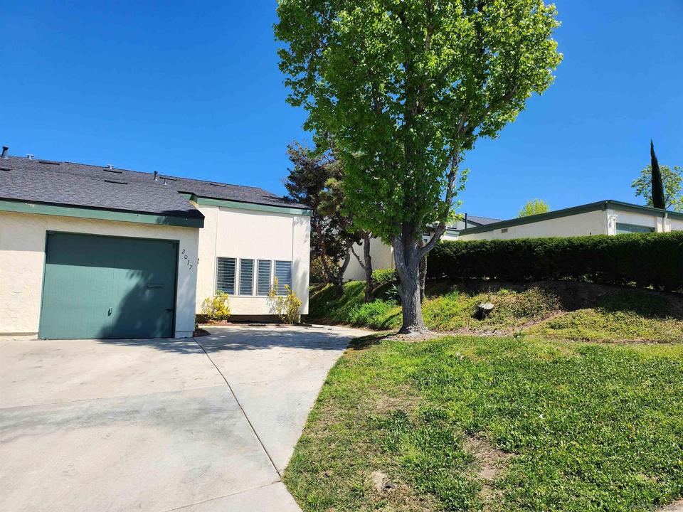  2017 Crofton, Spring Valley, CA 91977 photo 1