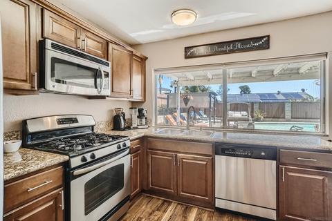 10035 Gem Tree Way, Santee, CA 92071 photo 10