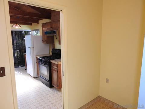 9831 Shadow Rd, La Mesa, CA 91941 photo 12