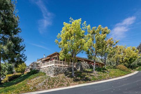 8669 Circle R Course Ln, Escondido, CA 92026 photo 6