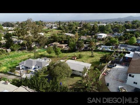 667 Sunset Dr, Vista, CA 92081 photo 5