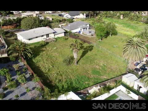 667 Sunset Dr, Vista, CA 92081 photo 3