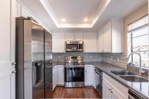 3087 Corte Trabuco, Carlsbad, CA 92009