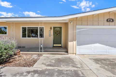 13123 Welton Ln, Poway, CA 92064 photo 4