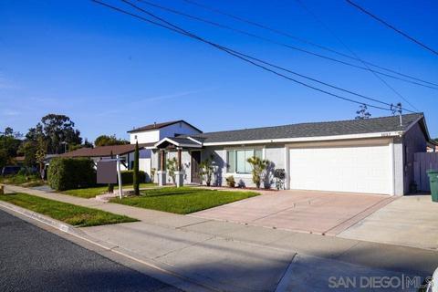 1037 Osage Dr, Spring Valley, CA 91977