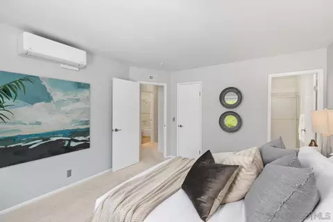 8272 Gilman Dr #24, La Jolla, CA 92037 photo 11