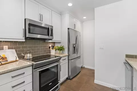 8272 Gilman Dr #24, La Jolla, CA 92037 photo 16