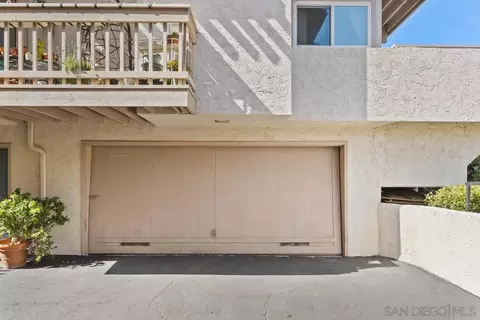 8272 Gilman Dr #24, La Jolla, CA 92037 photo 20