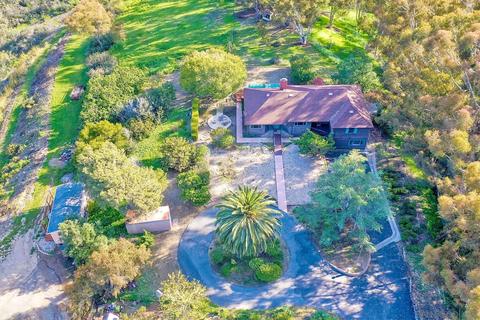 121 Parnassus Cir, Oceanside, CA 92054 photo 14