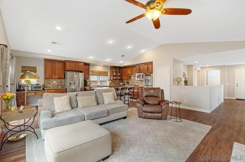 2836 Hidden Valley Ct, Spring Valley, CA 91977 photo 8