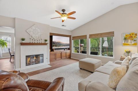 2836 Hidden Valley Ct, Spring Valley, CA 91977 photo 6