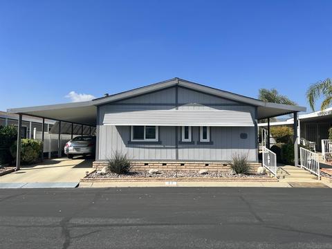 24600 Mountain Ave #27, Hemet, CA 92544