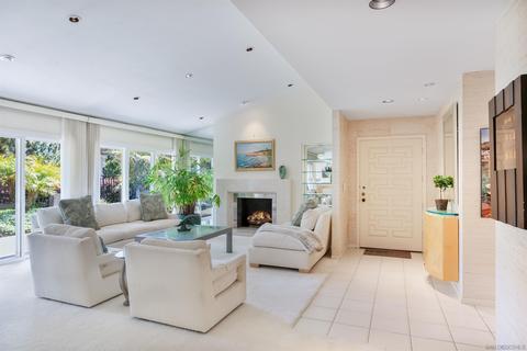 8233 Caminito Maritimo, La Jolla, CA 92037 photo 5