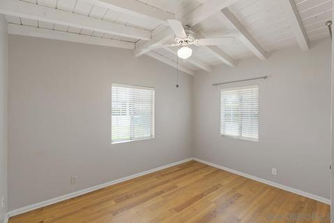 1064 Robertson Dr, Escondido, CA 92025 photo 16