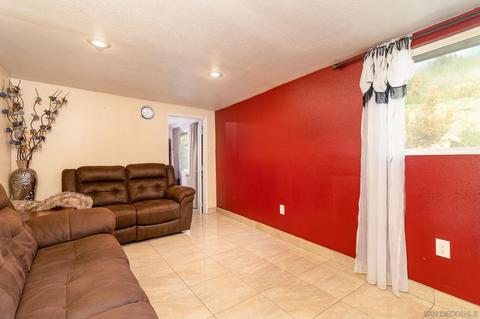 4265 N Cordoba Ave, Spring Valley, CA 91977 photo 20