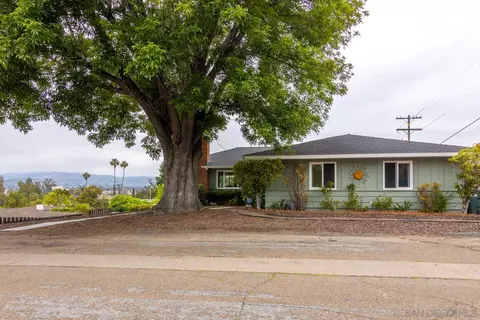 614 Schafer Pl, Escondido, CA 92025