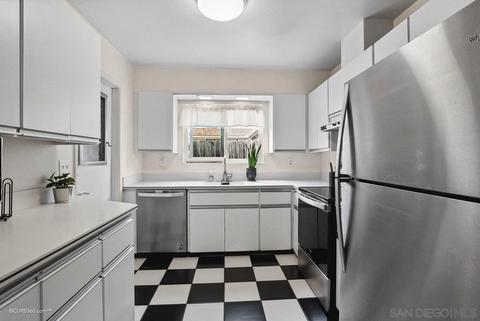 75 Rivera Pl, Chula Vista, CA 91911 photo 4