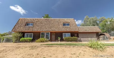 2328 Grace Ln, Alpine, CA 91901 photo 2
