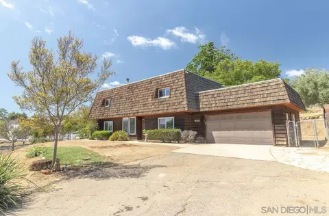 2328 Grace Ln, Alpine, CA 91901 photo 3