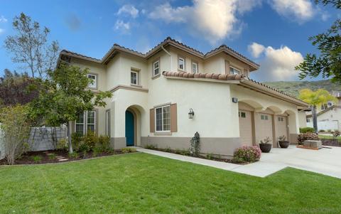 3168 Ferncreek Ln, Escondido, CA 92027