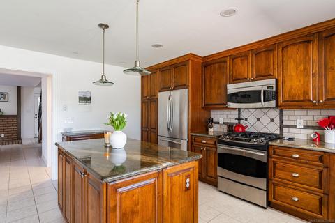 4166 Kimberly Ln, Oceanside, CA 92056 photo 9