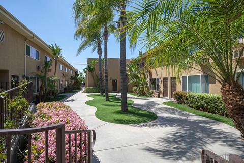1321 Greenfield Dr #18, El Cajon, CA 92021