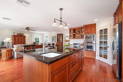 12835 Elmfield Ln, Poway, CA 92064 photo 11
