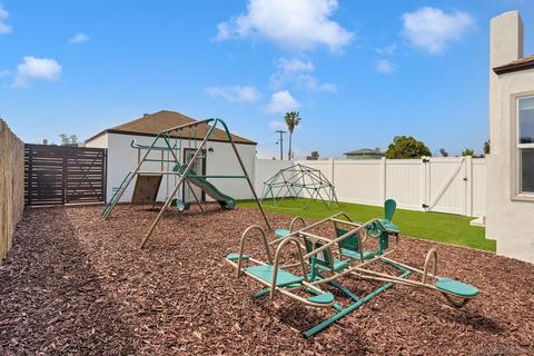 568 E Chula, Chula Vista, CA 91910 photo 28