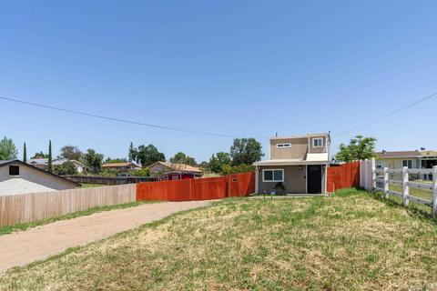 1030 8th St, Ramona, CA 92065 photo 4