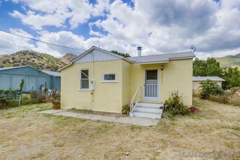 15672 Mountain Valley Pl, Lakeside, CA 92040