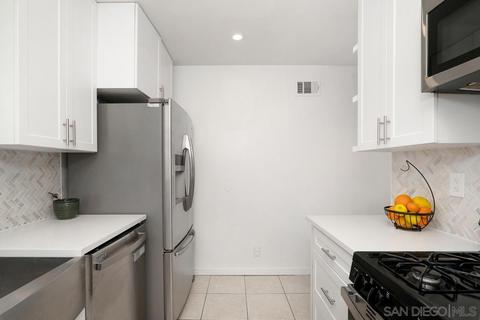 4940 Luna Dr, Oceanside, CA 92057 photo 9