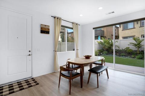 1189 Via Candelas, Oceanside, CA 92056 photo 5