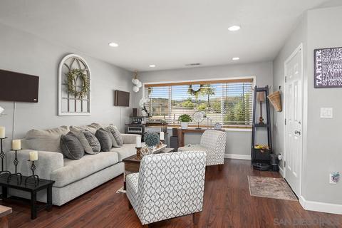 14561 Kittery St, Poway, CA 92064 photo 4