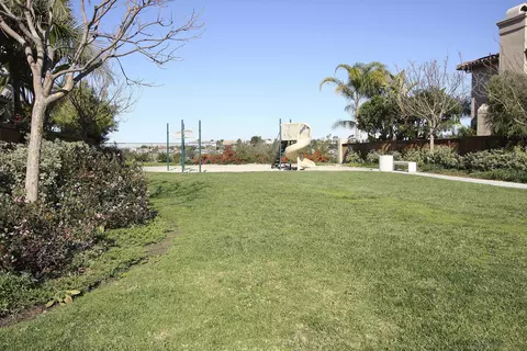 2871 Vista Acedera, Carlsbad, CA 92009 photo 50