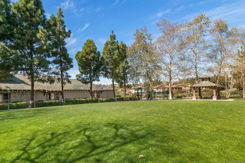 2871 Vista Acedera, Carlsbad, CA 92009 photo 51
