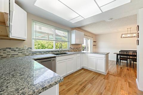 11047 Collinwood Dr, Santee, CA 92071 photo 8