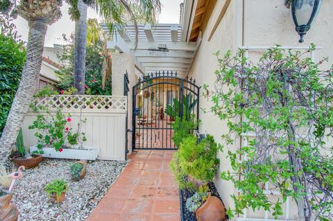 2468 Links Way, Vista, CA 92081 photo 4