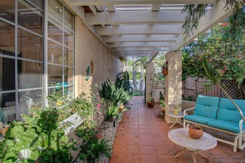 2468 Links Way, Vista, CA 92081 photo 5