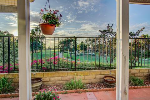 2468 Links Way, Vista, CA 92081 photo 6
