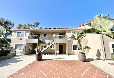 7405 Charmant Dr #2326, San Diego, CA 92122