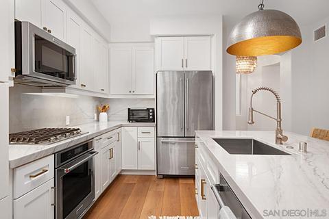 8275 Station Village Ln #3211, San Diego, CA 92108