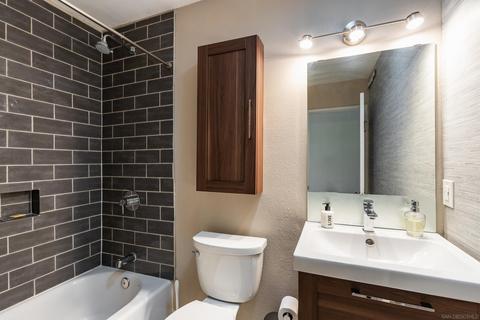 2196 Torrey Gln, Escondido, CA 92026 photo 16