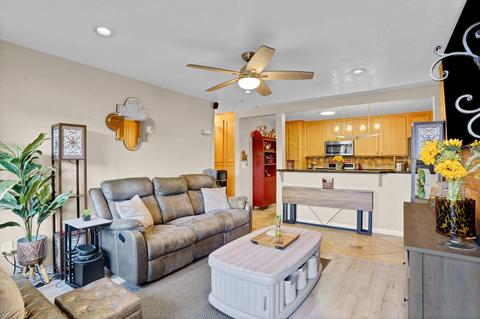 9860 Dale Ave #B4, Spring Valley, CA 91977