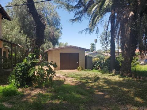 2175 Brookhurst Dr, El Cajon, CA 92019 photo 2