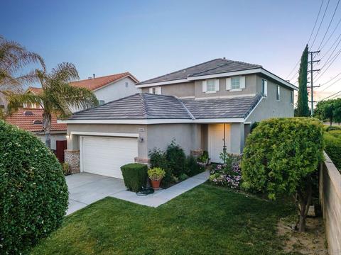 29490 Cresta Dr, Menifee, CA 92584