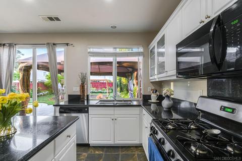 29490 Cresta Dr, Menifee, CA 92584 photo 13